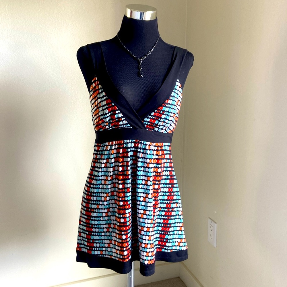Sleeveless  top- amazing mix of colors w mid modern century graphic patterns